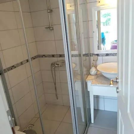 Orkagarden Apartment *